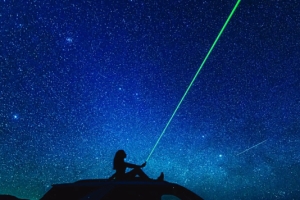 今年暑期，为何自驾游干翻酒店、旅行社？